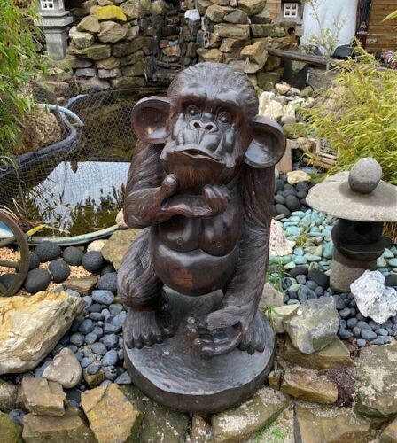 Affe aus Albesia Holz Dekoration Skulptur Statue Monkey Wood Little Big Horn
