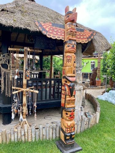 Totem Pole Wood Indian Shop Little Big Horn 2,50 Meter