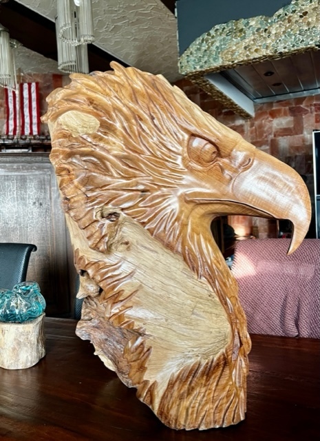 EAGLE HEAD eagle sculpture statue hand-carved solid wood 74 cm high decoration Little Big Horn